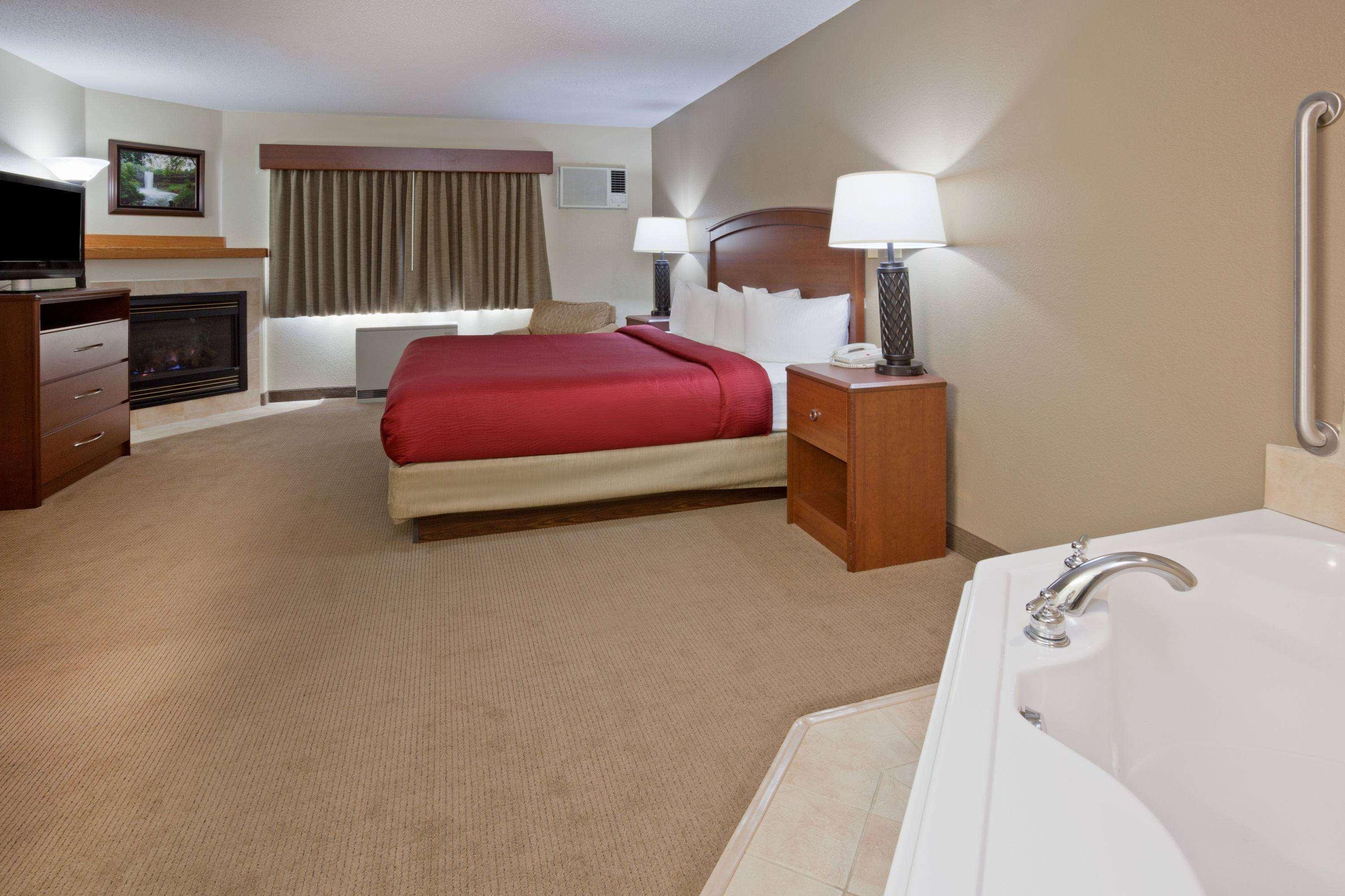 Americinn By Wyndham Roseau Εξωτερικό φωτογραφία